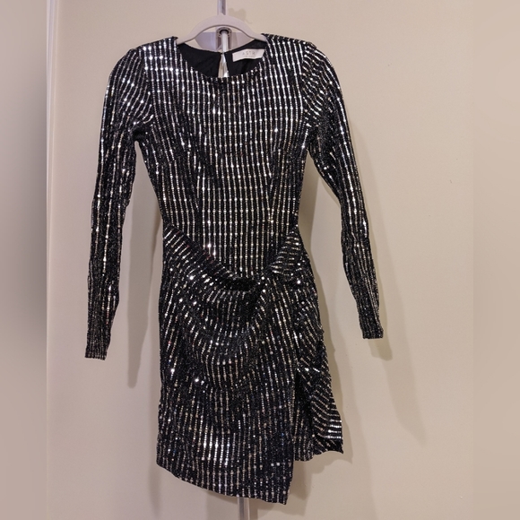 ASTR THE LABEL Metallic Dress Size XS - Picture 3 of 7